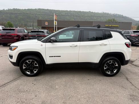 Used 2018 Jeep Compass Trailhawk AWD/4WD image 4