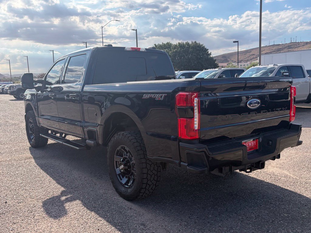Used 2024 Ford F250 Lariat w/ Lariat Ultimate Package AWD/4WD image 8