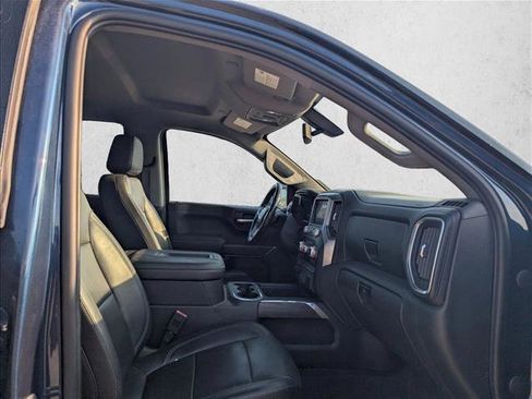 Used 2019 GMC Sierra 1500 SLT image 16