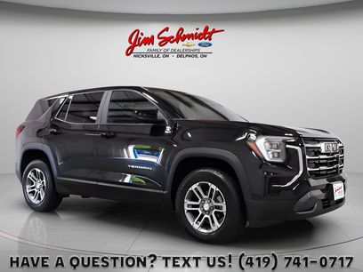 Used 2025 GMC Terrain Elevation