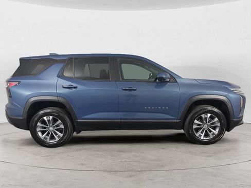 Certified 2026 Chevrolet Equinox LT w/ Safety and Technology Package FWD image 4