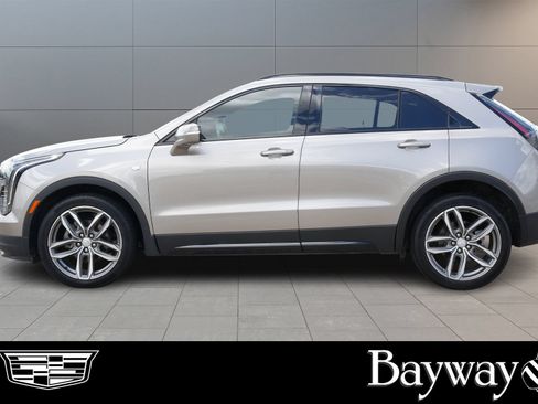 Certified 2023 Cadillac XT4 Sport FWD image 5