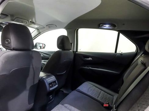 Used 2022 Chevrolet Equinox LT FWD image 11