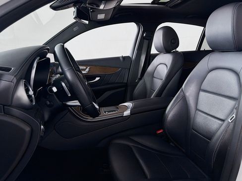 Certified 2020 Mercedes-Benz GLC 300 4MATIC Coupe image 17