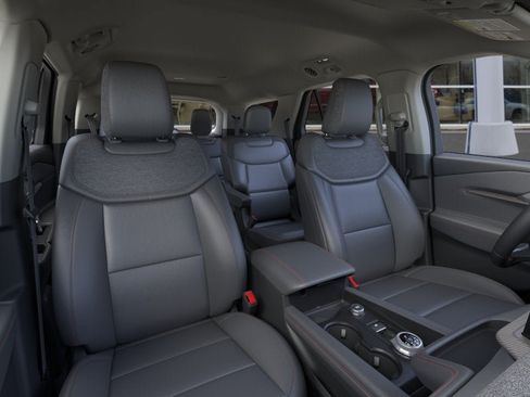 Used 2026 Ford Explorer Active w/ Active Comfort Package AWD/4WD image 10