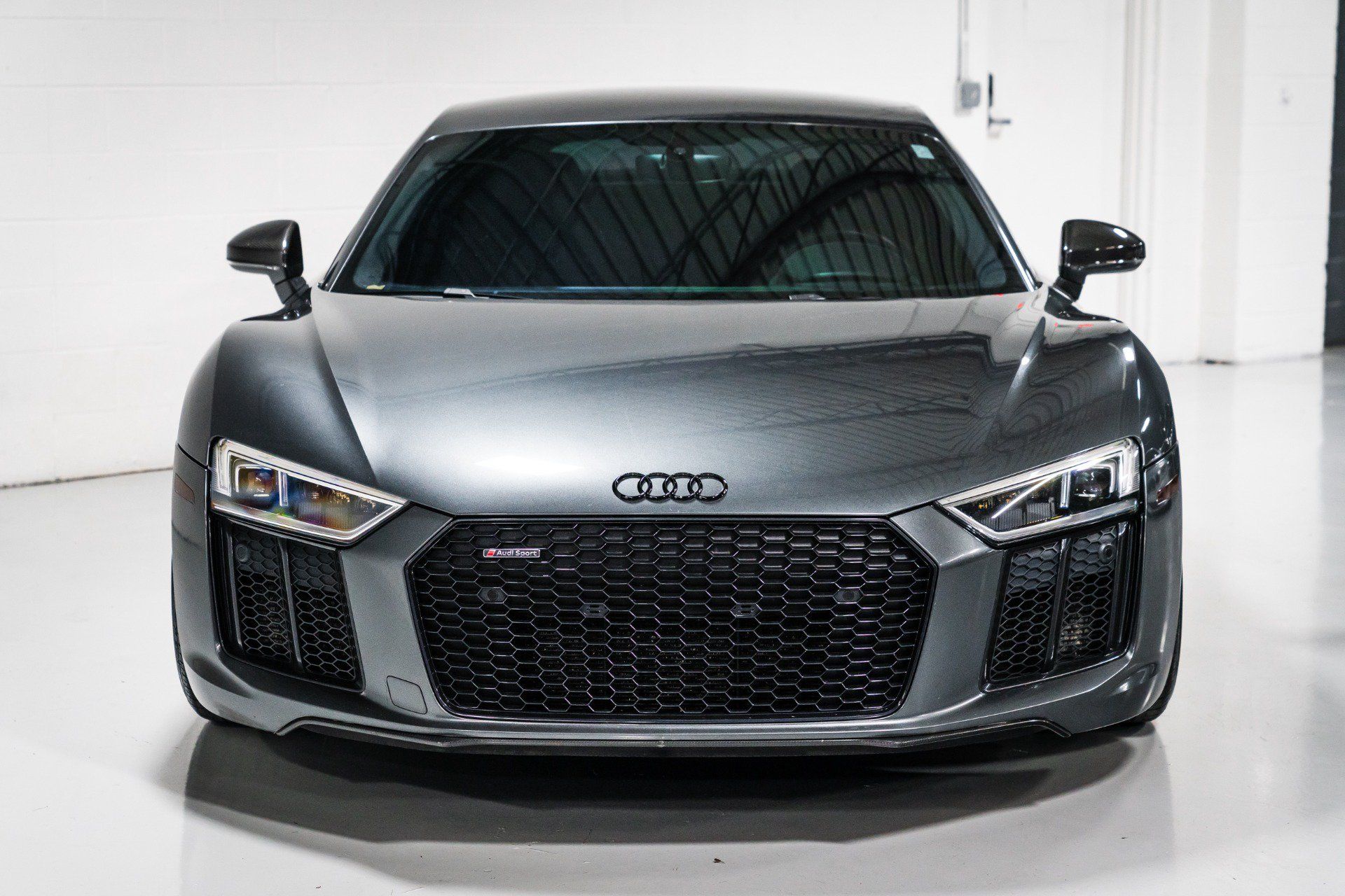 Used 2018 Audi R8 V10 plus AWD/4WD image 8