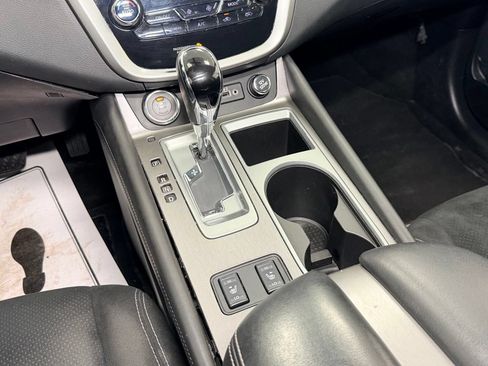 Used 2019 Nissan Murano SV AWD/4WD image 12