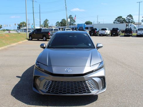 Used 2025 Toyota Camry XSE w/ Premium Package FWD image 3