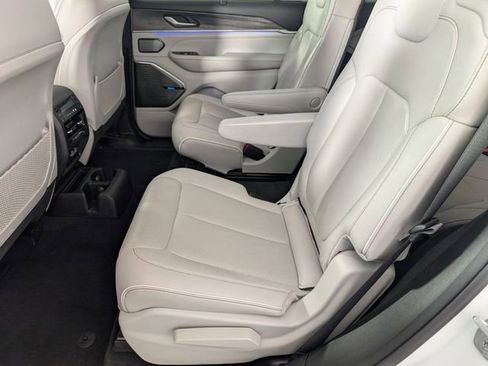 Certified 2023 Jeep Grand Cherokee L Overland w/ Advanced Protech Group III image 28