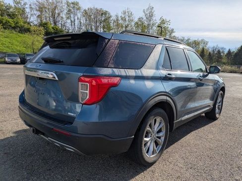 Used 2020 Ford Explorer XLT w/ Equipment Group 202A AWD/4WD image 5