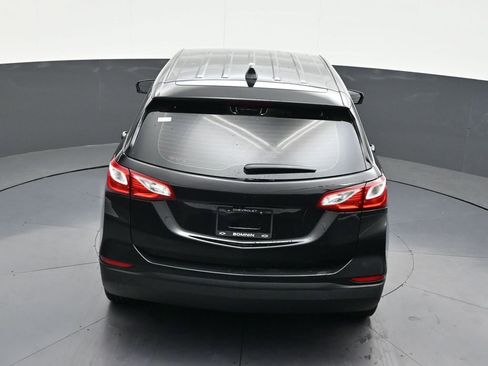 Used 2021 Chevrolet Equinox LS image 18