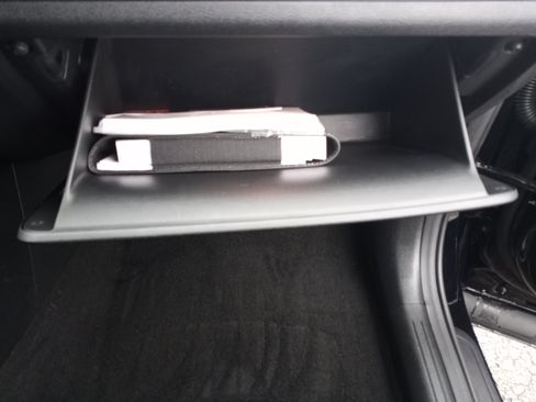 Used 2023 Kia Sportage EX image 40