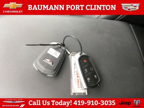 Used 2025 Cadillac XT5 Premium Luxury AWD/4WD image 26