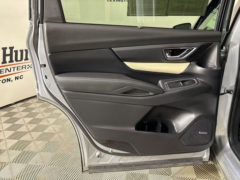 Used 2022 Subaru Ascent Limited w/ Technology Package image 24