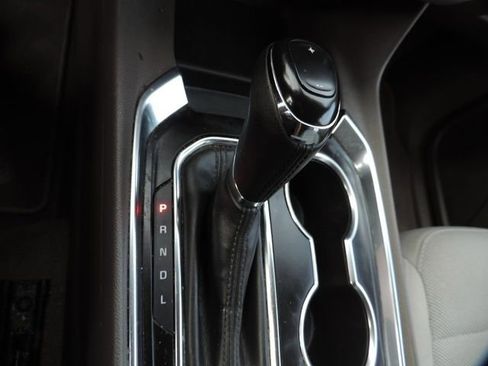 Used 2018 Chevrolet Traverse LT image 28