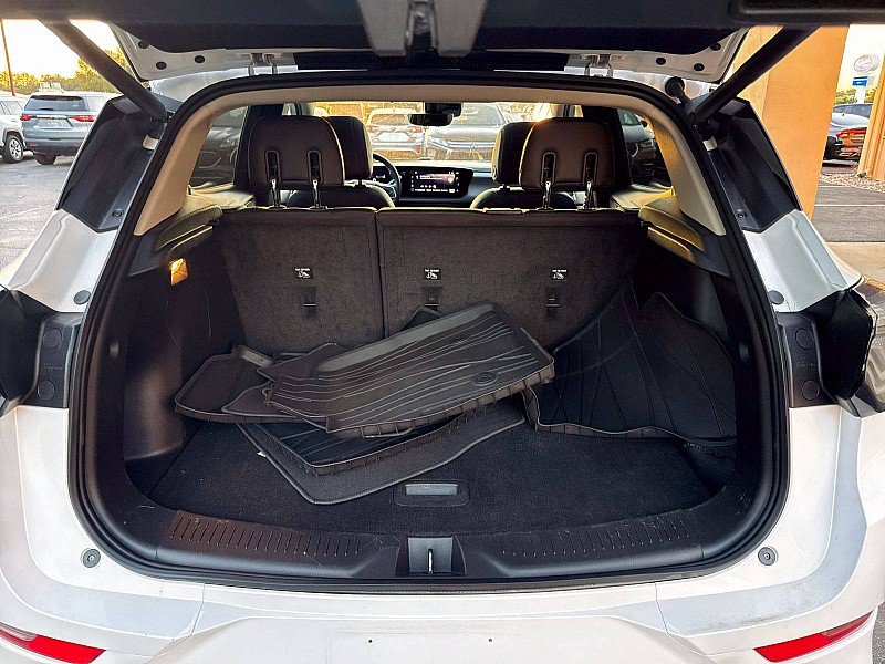 Used 2024 Buick Encore GX Avenir w/ Avenir Technology Package AWD/4WD image 17