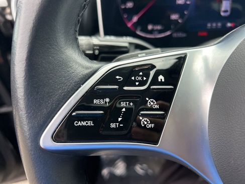 Used 2025 Mercedes-Benz C 300 Sedan image 44