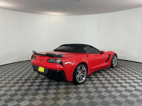 Used 2015 Chevrolet Corvette Z06 w/ 3LZ Preferred Equipment Group RWD image 6