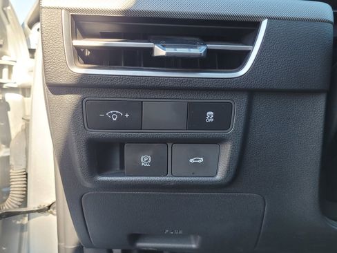 Used 2025 Hyundai Sonata SEL FWD image 25