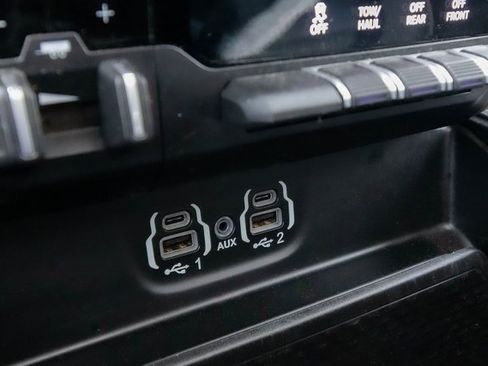 Used 2020 RAM 1500 Laramie image 65