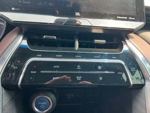 Used 2021 Toyota Venza Limited w/ Advanced Technology Package AWD/4WD image 21
