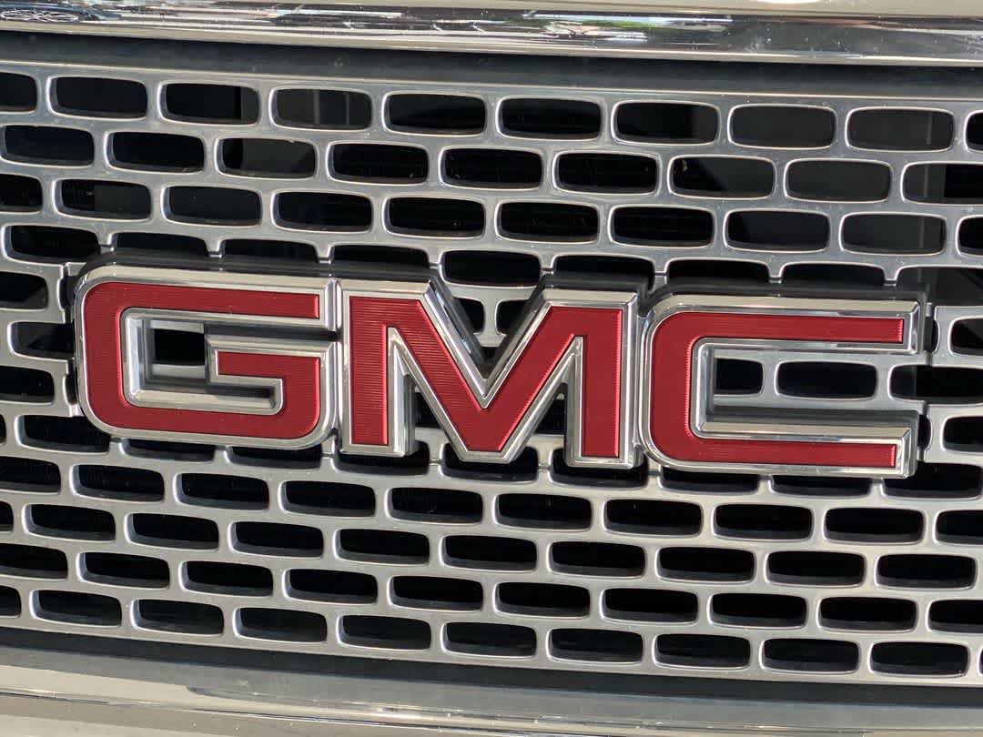 Used 2014 GMC Sierra 1500 Denali w/ Driver Alert Package AWD/4WD image 10