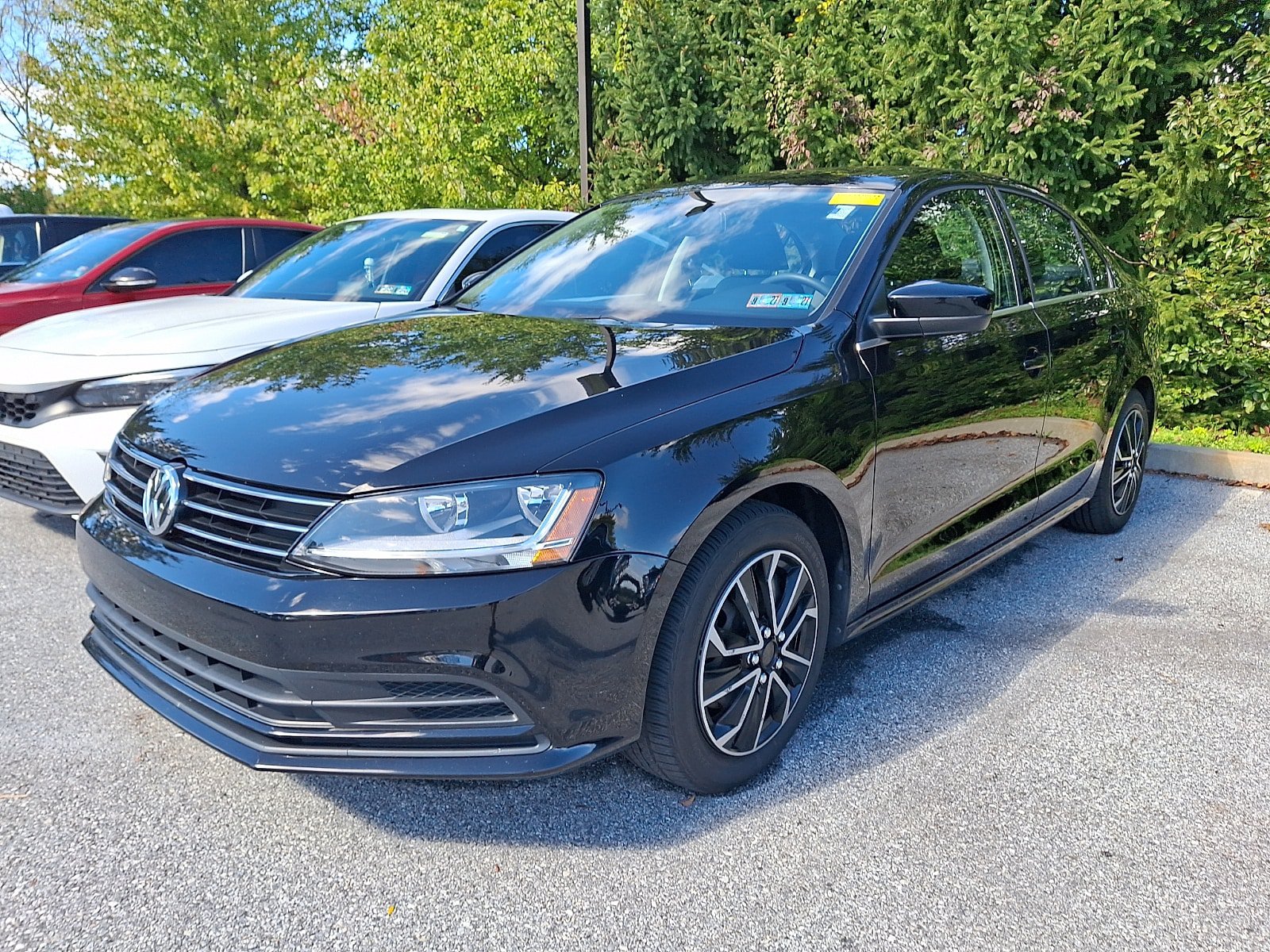 Used 2017 Volkswagen Jetta S FWD image 3