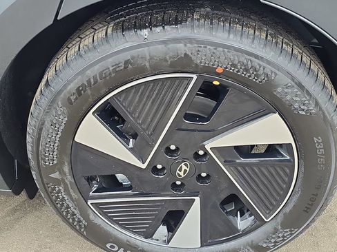 New 2026 Hyundai Ioniq 5 SE image 33