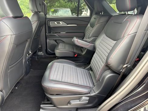 New 2026 Ford Explorer ST-Line w/ ST-Line Street Pack AWD/4WD image 14