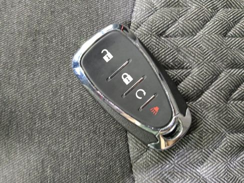 Used 2024 Chevrolet Equinox LT FWD image 32