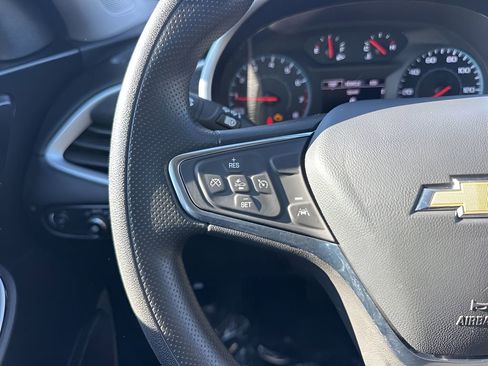 Used 2024 Chevrolet Malibu LT image 14
