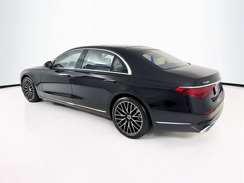 Used 2022 Mercedes-Benz S 580 S 580 image 6