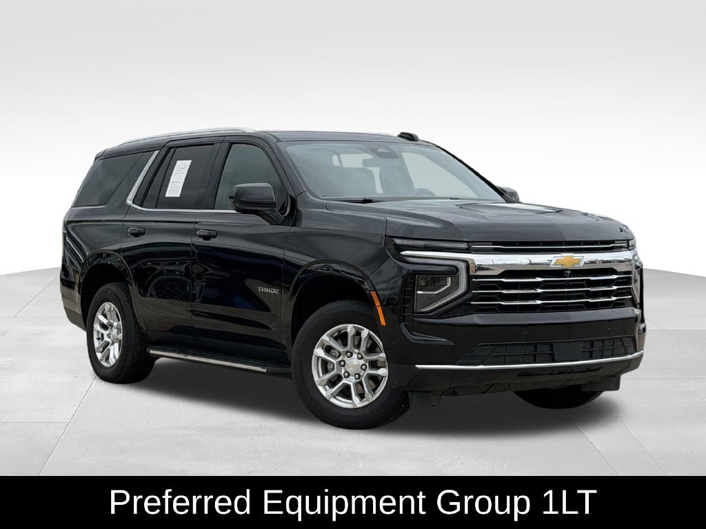 Used 2025 Chevrolet Tahoe LT RWD image 2
