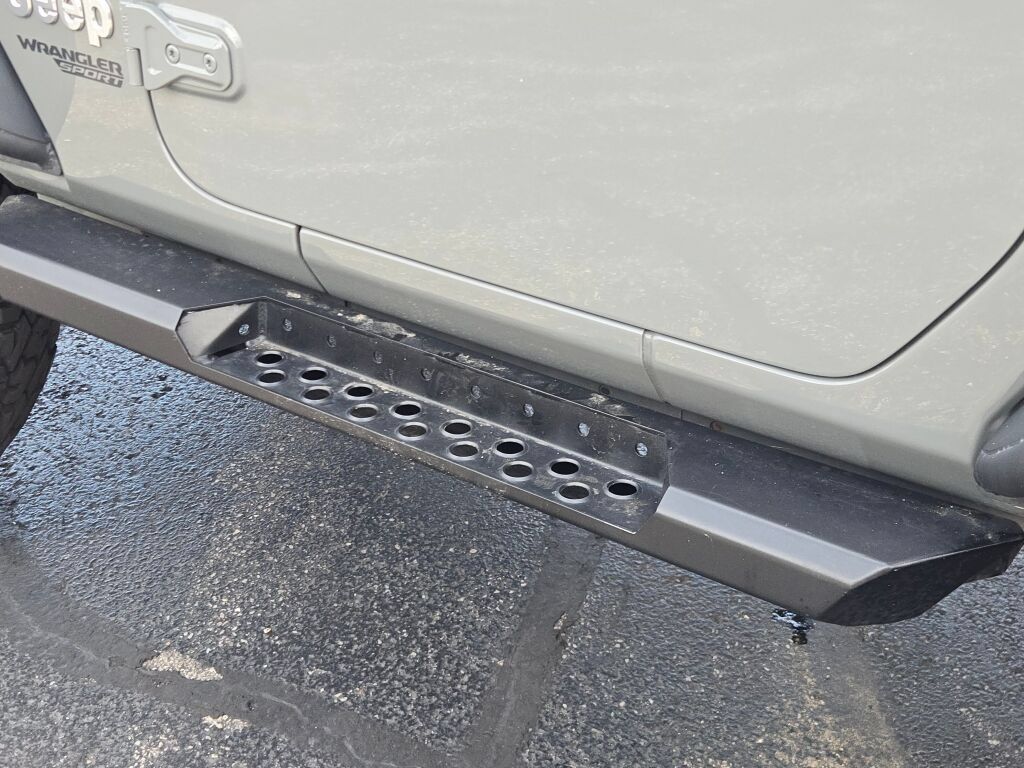 Used 2019 Jeep Wrangler Sport AWD/4WD image 19