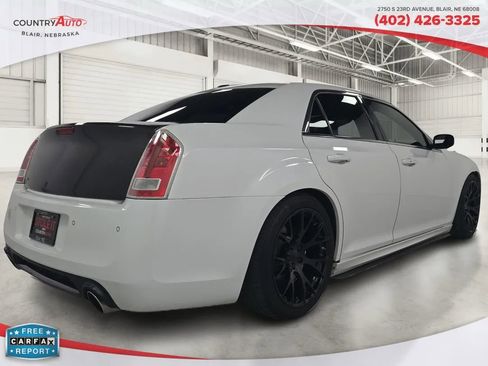 Used 2012 Chrysler 300 SRT8 w/ Leather Interior Group image 5