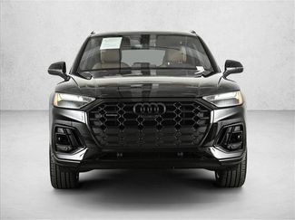 Certified 2025 Audi Q5 e Premium Plus w/ Premium Plus Package video 2