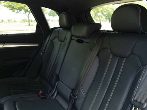 Used 2024 Audi Q5 2.0T Premium Plus AWD/4WD image 18