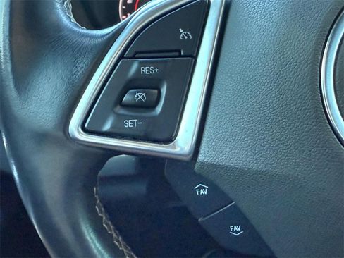 Used 2021 Chevrolet Camaro LT w/ RS Package image 15