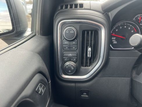 Used 2021 Chevrolet Silverado 1500 LT image 19