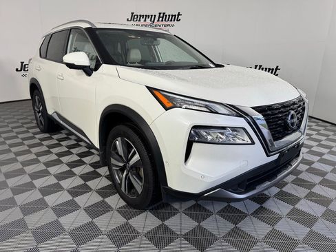 Used 2023 Nissan Rogue SL w/ SL Premium Package AWD/4WD image 6