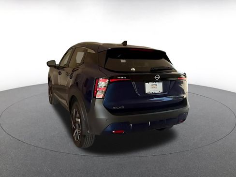 Used 2026 Nissan Kicks SV w/ Cold Weather Package FWD image 10
