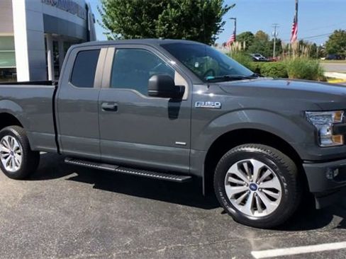 Used 2017 Ford F150 XL w/ Equipment Group 101A Mid image 5