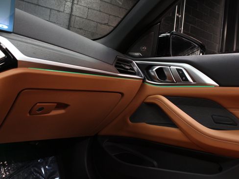Used 2024 BMW M440i Convertible w/ Premium Package RWD image 85