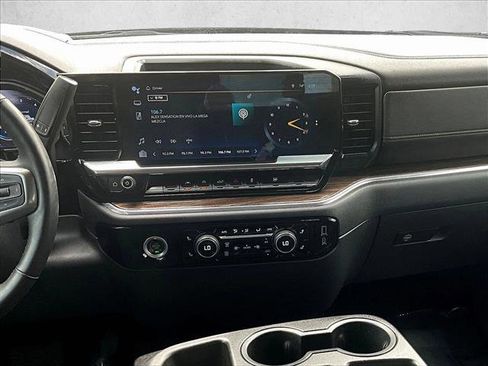 Used 2023 Chevrolet Silverado 1500 LT RWD image 8
