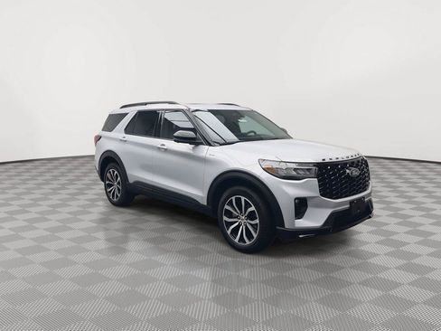 New 2026 Ford Explorer ST-Line AWD/4WD image 38