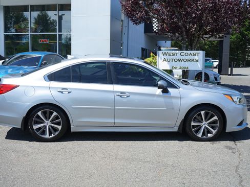 Used 2016 Subaru Legacy 3.6R Limited AWD/4WD image 6