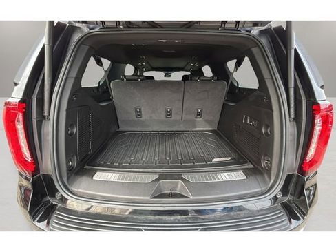 Certified 2024 GMC Yukon XL Denali w/ Max Trailering Package image 32