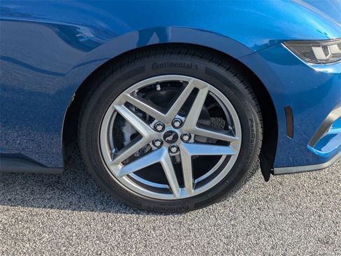 Used 2024 Ford Mustang Premium image 11