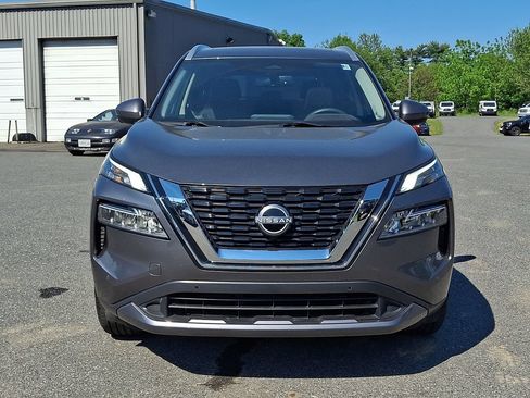 Used 2023 Nissan Rogue SL AWD/4WD image 2