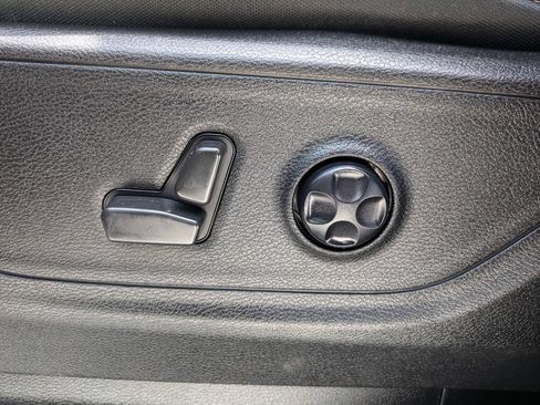 Used 2021 RAM 1500 Big Horn AWD/4WD image 24